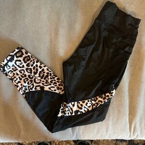 Yozy Stylish Black and Leopard Print women’s Leggings